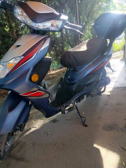 Vând scuter electric