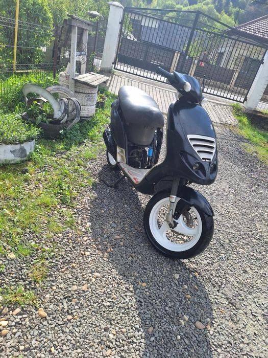 Vand scuter piaggio 49cc