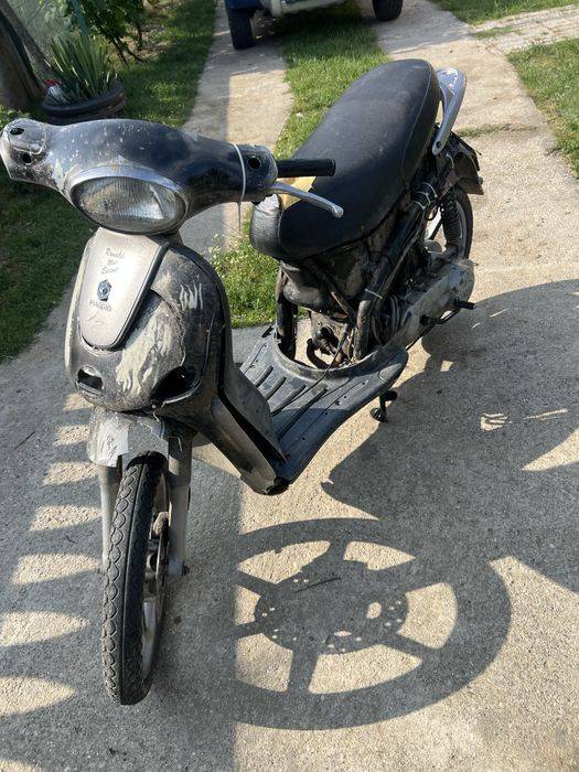 Vand scuter piaggio liberty 49cc