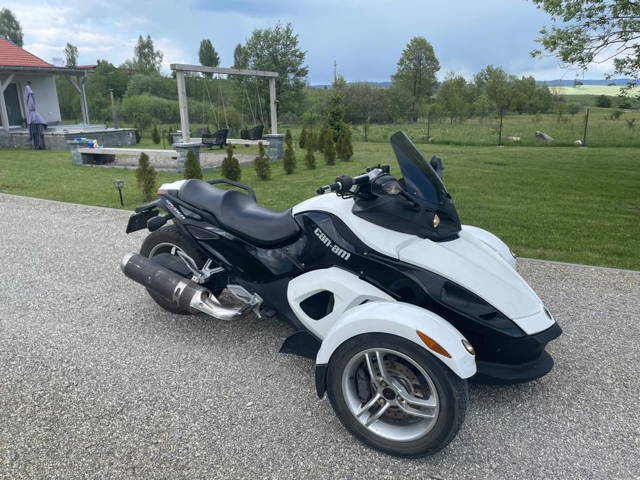 Can-Am Spyder Bombardier