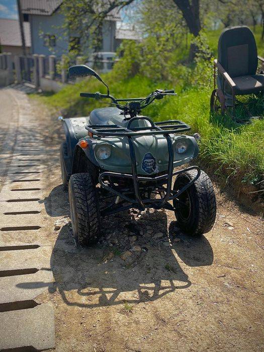 Vând atv adly 200