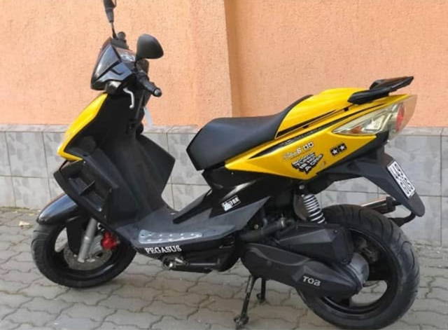 Vand scuter pegasus 49 cc