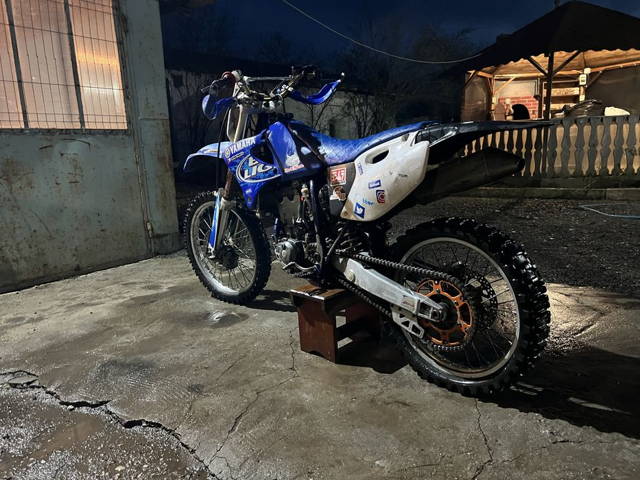 Cross Yamaha yzf 426