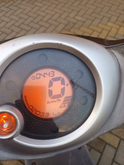 Vand Scuter Yamaha NEO