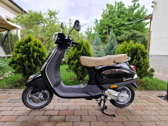 Piaggio Vespa Lx 50 4T-4 valve