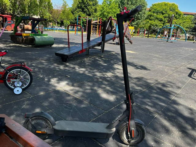 Xiaomi Electric Scooter 4 Pro (2nd Gen)