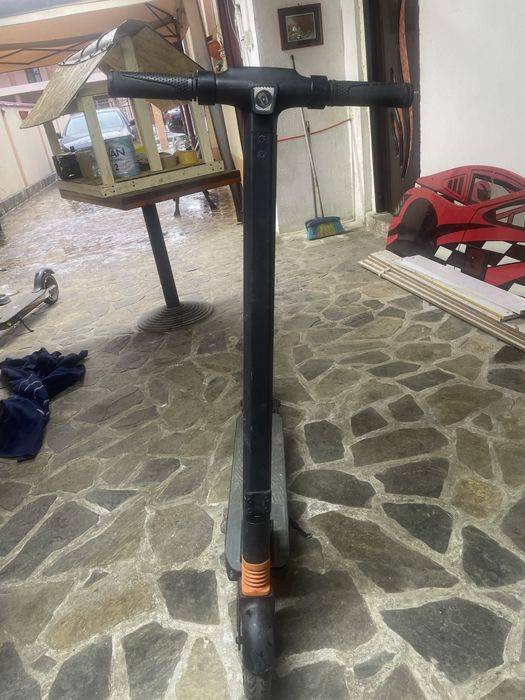 Trotinetă electrică ducati folosita de cateva luni