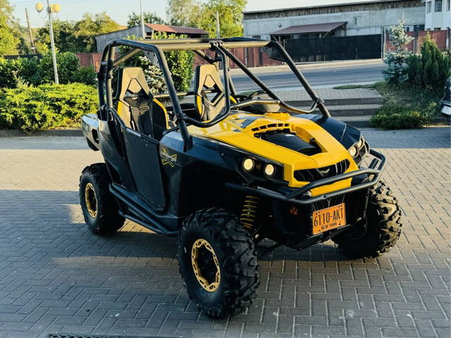 Can-Am Commander Rotax 1000 V-twin 85CP Automat 2012 Variante Auto