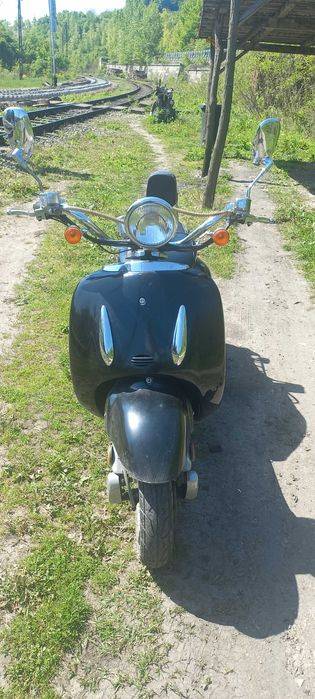 Scuter electric negru