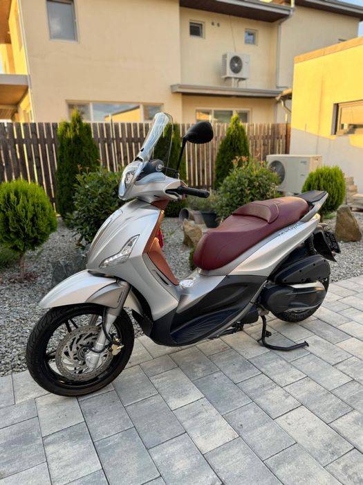 Piaggio Beverly 350