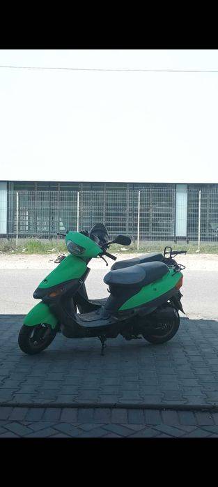 Vând scuter defect fara acte