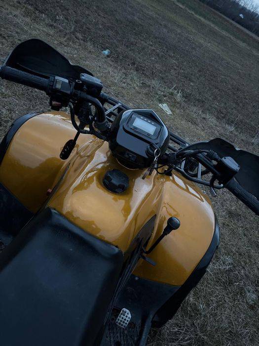 Vand linhai 300 4x4 cu acte