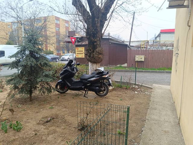 Scuter Kymco Xciting R300