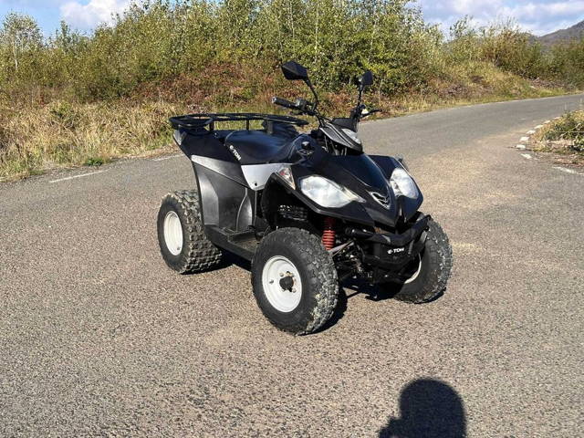 Vând ATV e-ton 250cc 2008 , înmatriculat  cu numere negre la poliție
