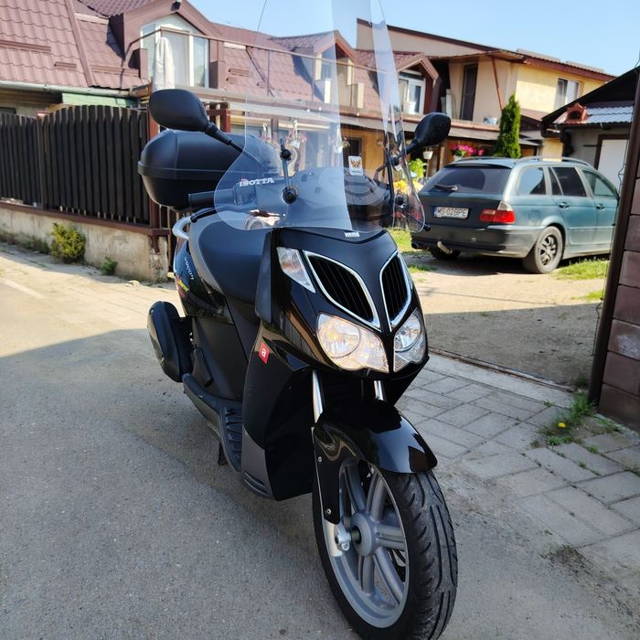 Scuter Aprilia sportcity 200cc