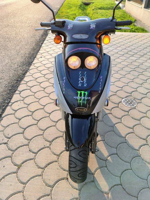 Scuter Kymco  de 49 cc