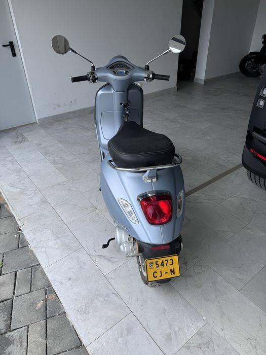 Vespa primavera 50