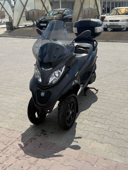 Piaggio mp 3 hpe  500 se conduce categoria B