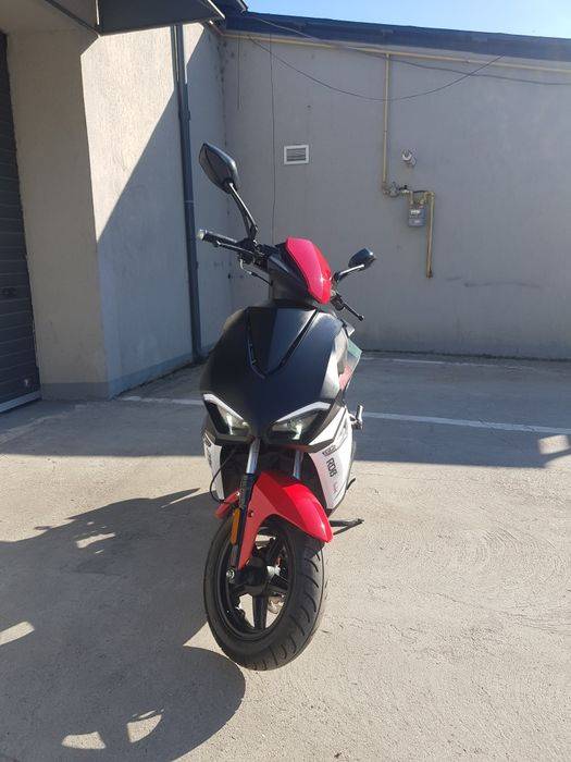 Scuter Roket Rdb