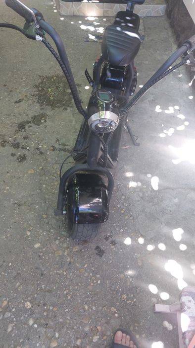 Vând scuter Electric mini Harley 800w 48v 50 km