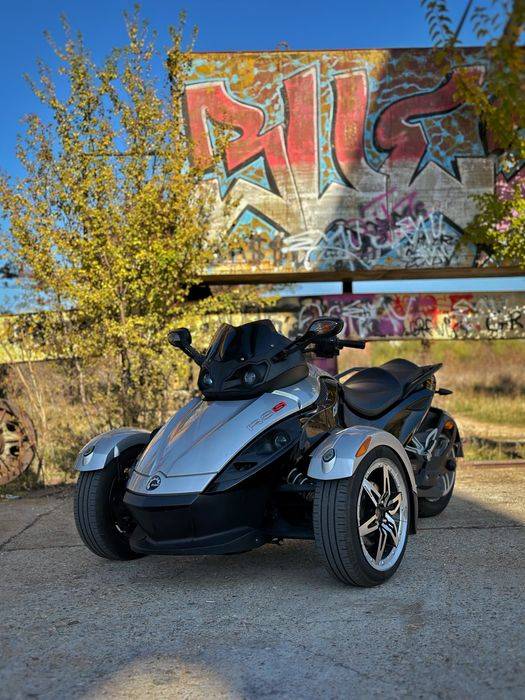 Can-Am Spyder RSS