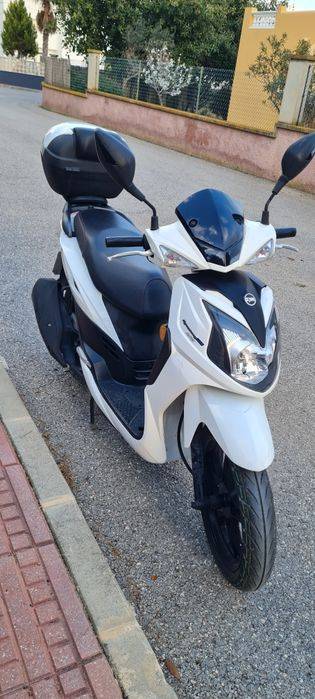 Sym 125 anu 2023  km 7000