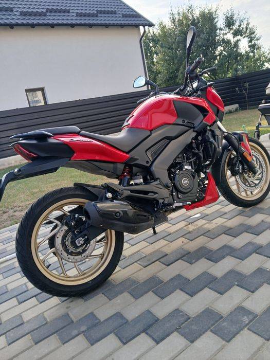 Dominar 400 ( componente kTM)