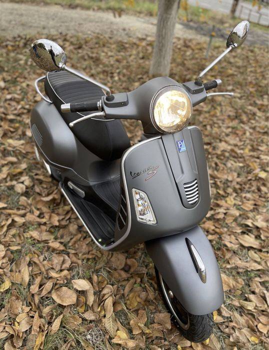 Vespa 300 gts super sport