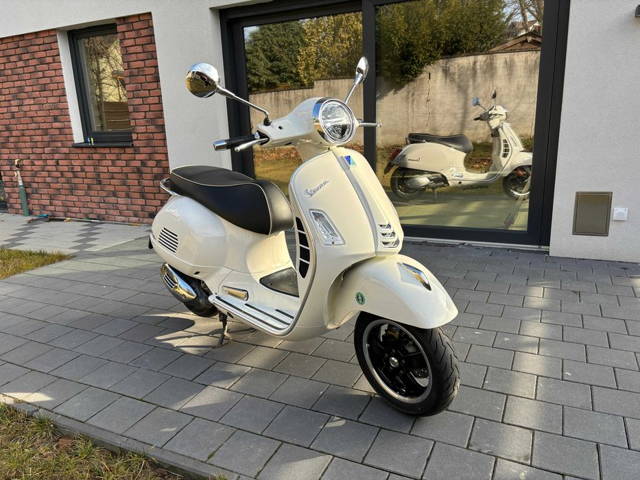 Vespa GTS Super 300 HPE