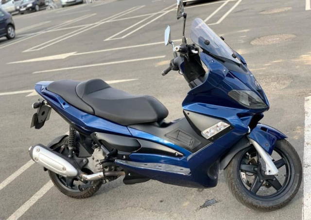 Se vinde Scuter Gilera Nexus 250