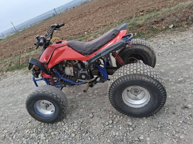 Atv de 125cc foarte bun  viteze 3+1 automat îl dau ca nu îl folosesc!
