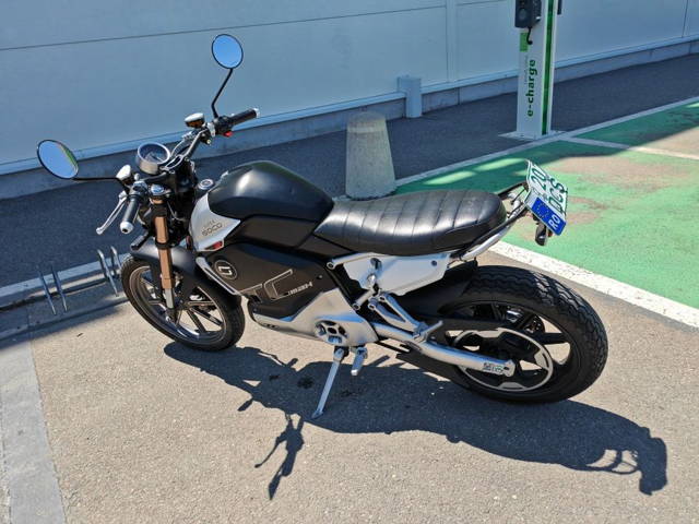 Super Soco TC MAX