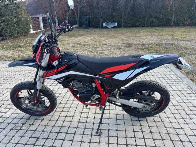 Motocicleta A1 Beta RR 125 Super Moto