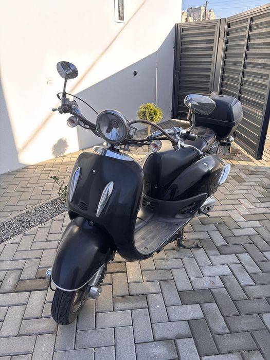 Scuter 125 cmc in stare perfecta de functionare