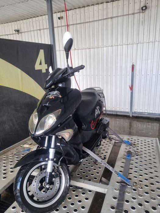 Vand scuter keeway 125cc.Nu porneste