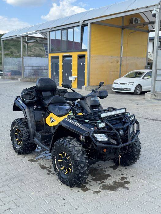 Can am outlander 800R 2011