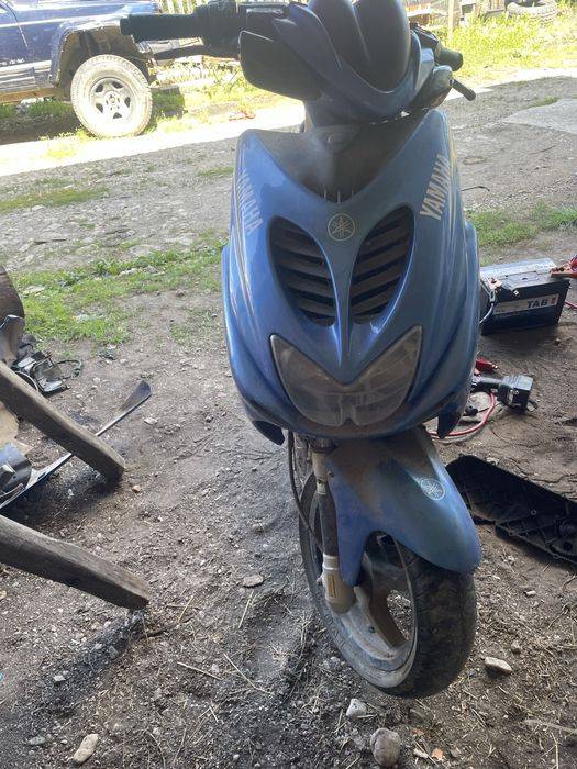 Vand scuter yamaha  aerox