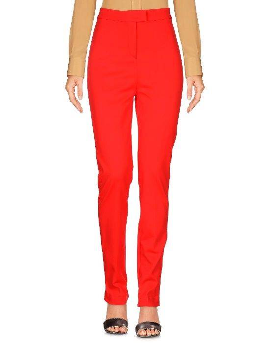 Pantaloni Noi de la Sisley , model foarte frumos ,culoare rosie ,