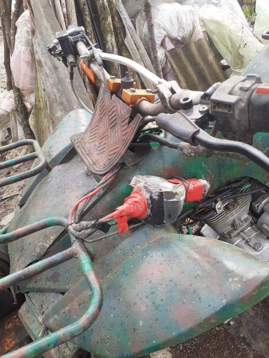 Vind atv 250cc in stare de functionare