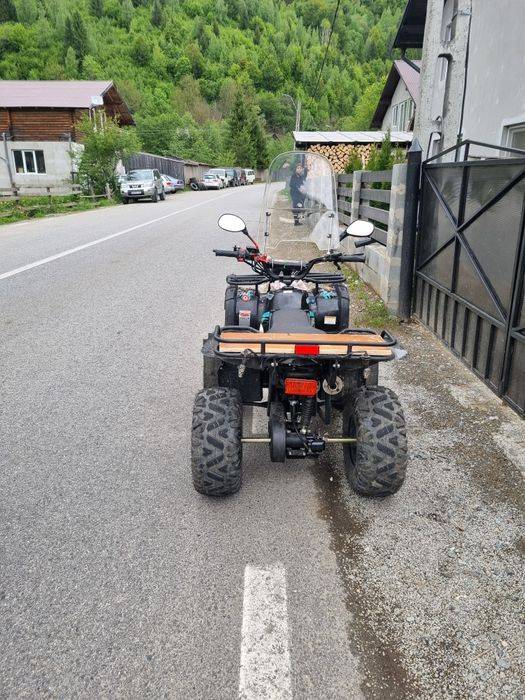Vând Atv detalii în peivat