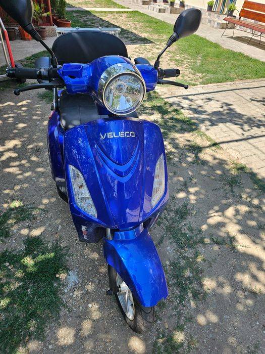 Scuter carucior electric