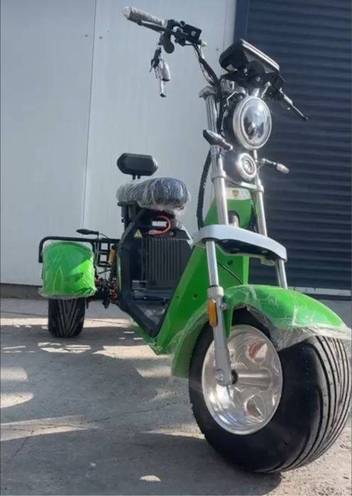 Scuter electric cu 3 roti nou