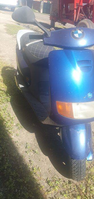Vând scuter piaggio sfera 125cm 4 timp