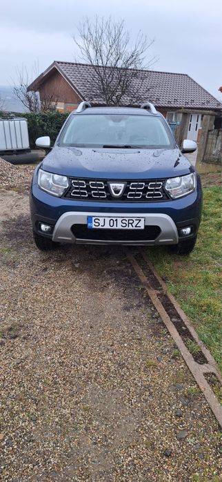 Vând Dacia duster prestige