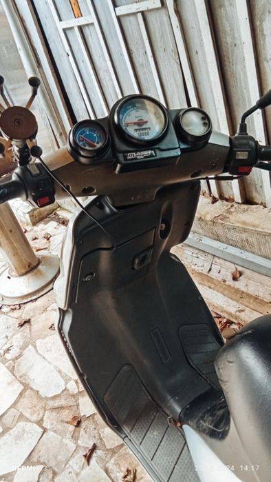 Vând scuter malaguti f 12
