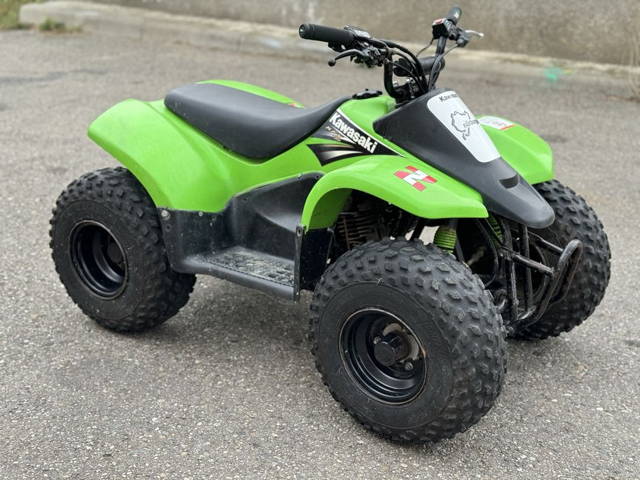 Kawasaki KFX 50 Atv / Quad     copii