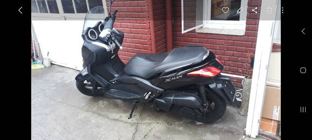 Yamaha x-max 250