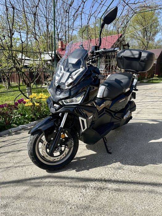 Vand SYM ADX 125 impecabil