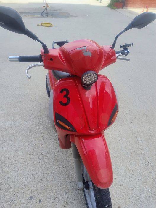 Vând scuter Piaggio Liberty