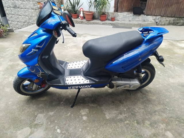 Scuter 49 cc keeway